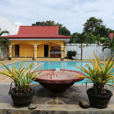 Villa Manuel Tourist Inn Puerto Princesa Bagian luar foto