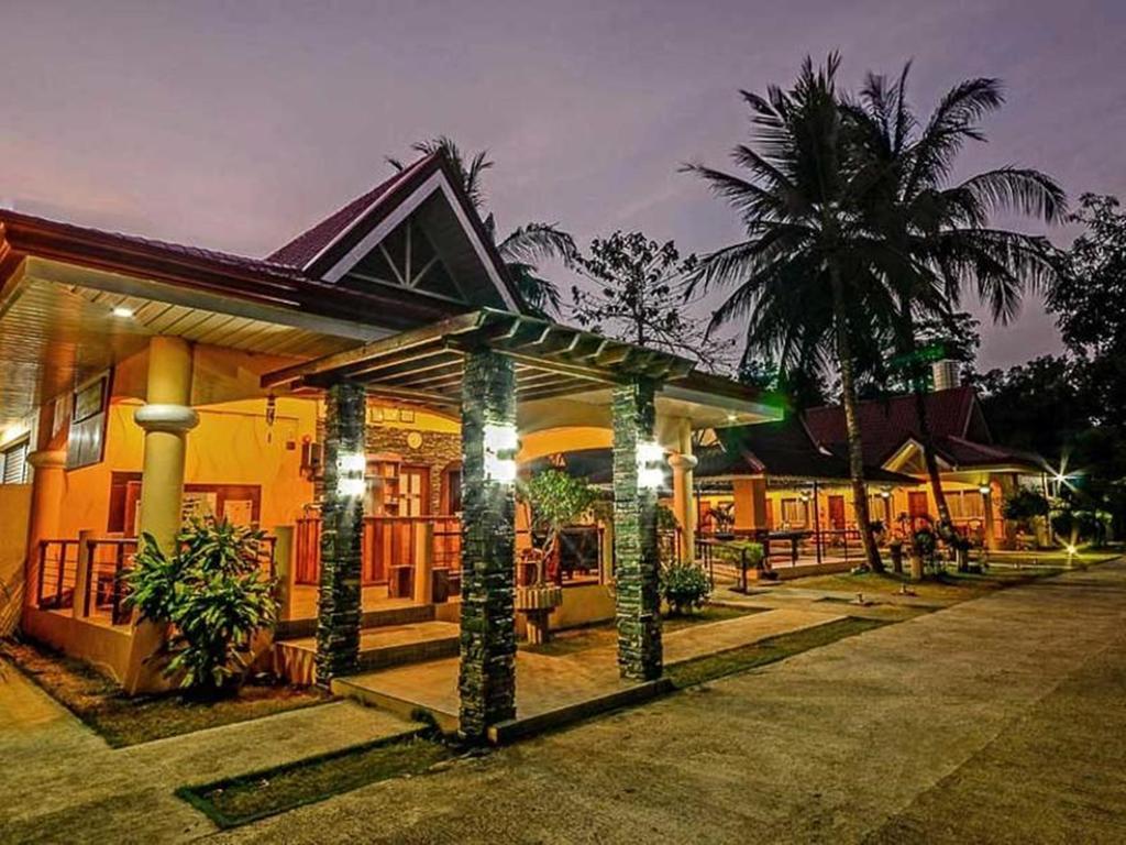 Villa Manuel Tourist Inn Puerto Princesa Bagian luar foto